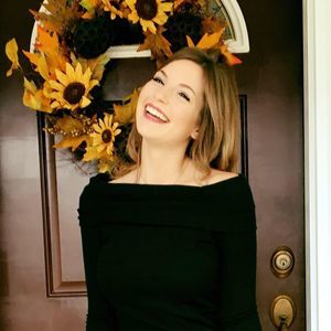 Meet your Posher, Sabrina